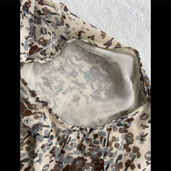 TAHARI TOP FOR SALE - Picture 6 of 9